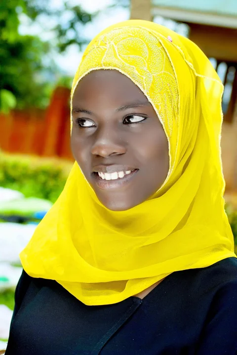 muslim dressing, mbogo high school, high school girls, uganda ladies