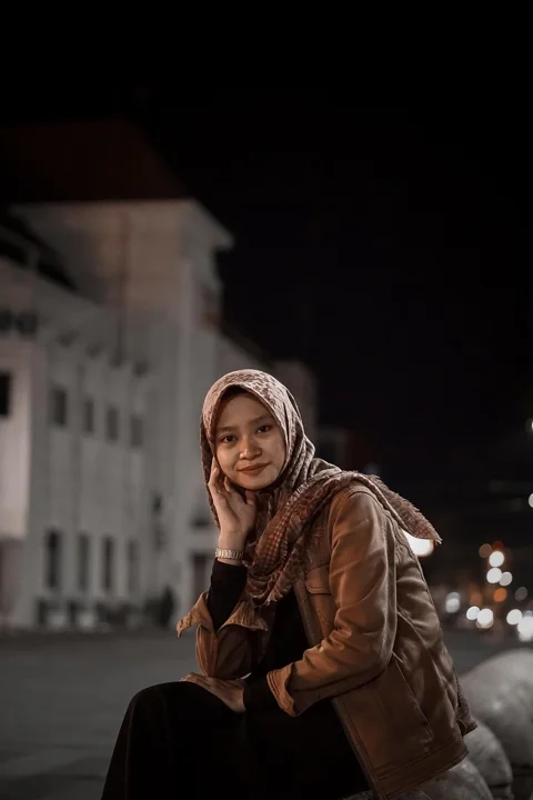 女人，头巾，街道，夜晚