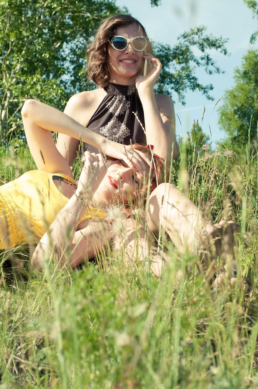 girls, summer, sun, smiles