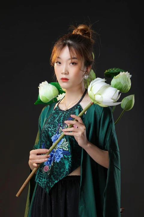 asian woman, vietnam, lotus flowers, hanoi