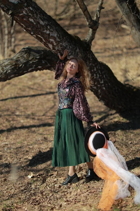 woman, field, the hills, deadwood