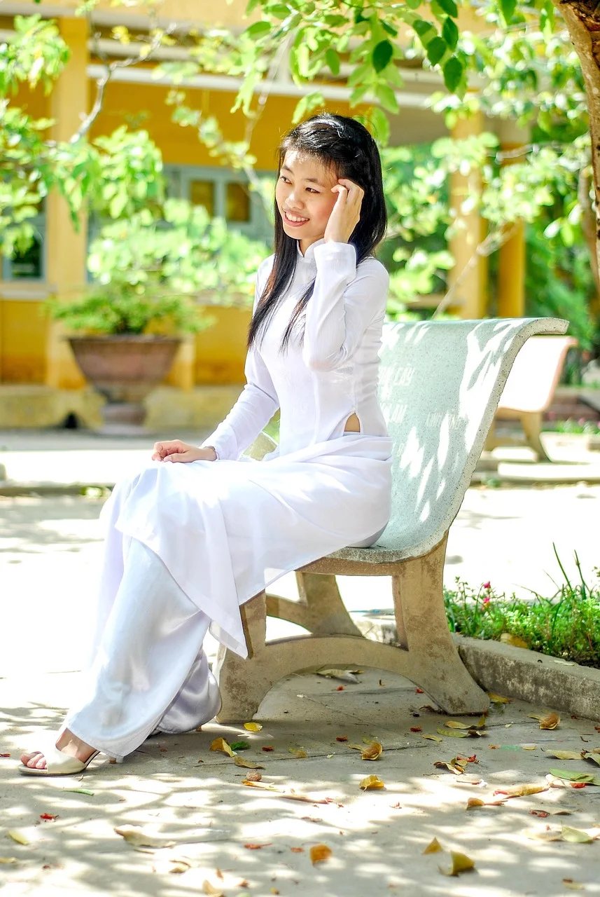 tunic, white, schools, students