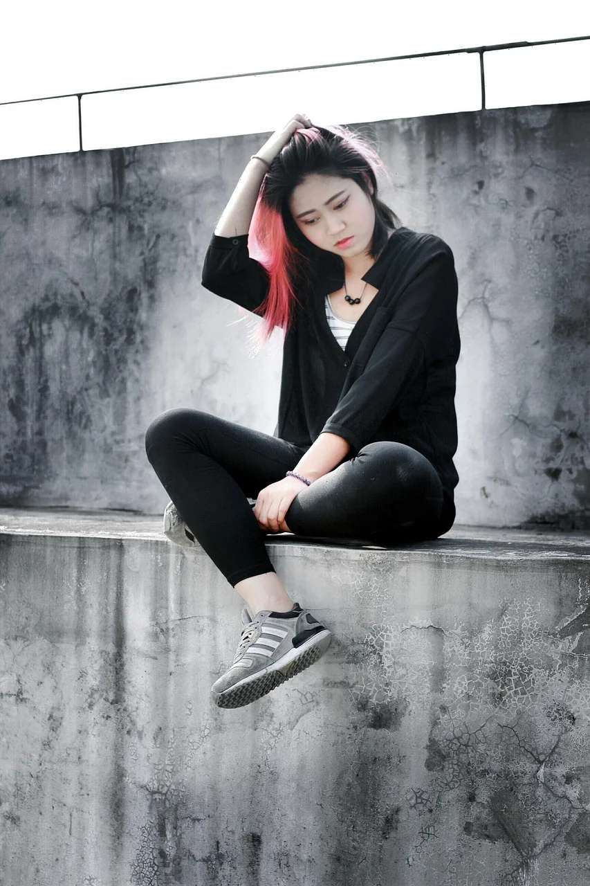 beautiful, campus, back view, woman