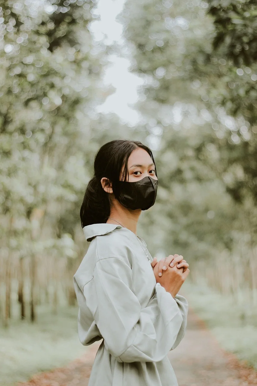 女人，树木，树林，散步