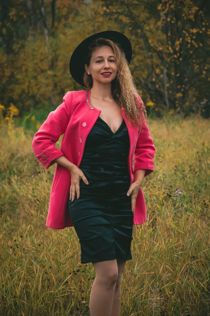 woman, portrait, field, fashion