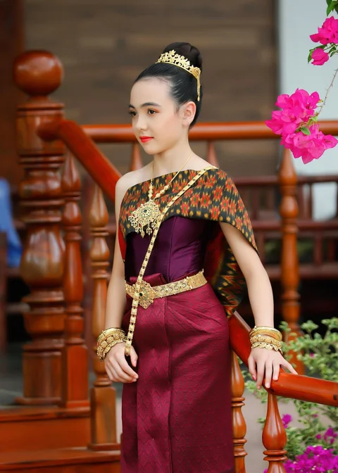 woman, model, traditional costume, dress