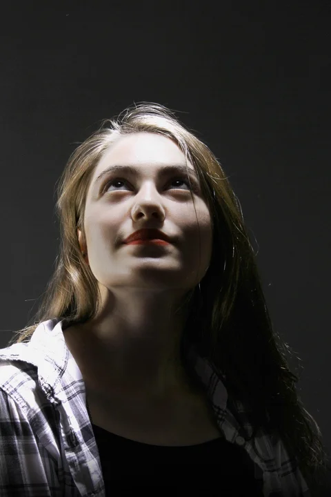 woman, light, view, portrait