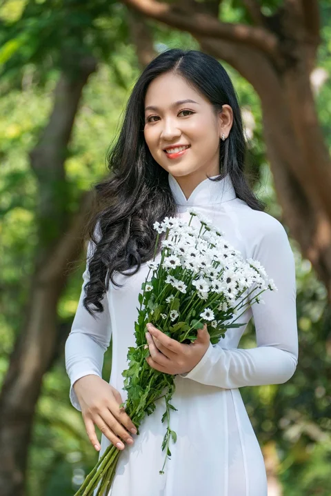 女性，人像，奥黛，白色连衣裙