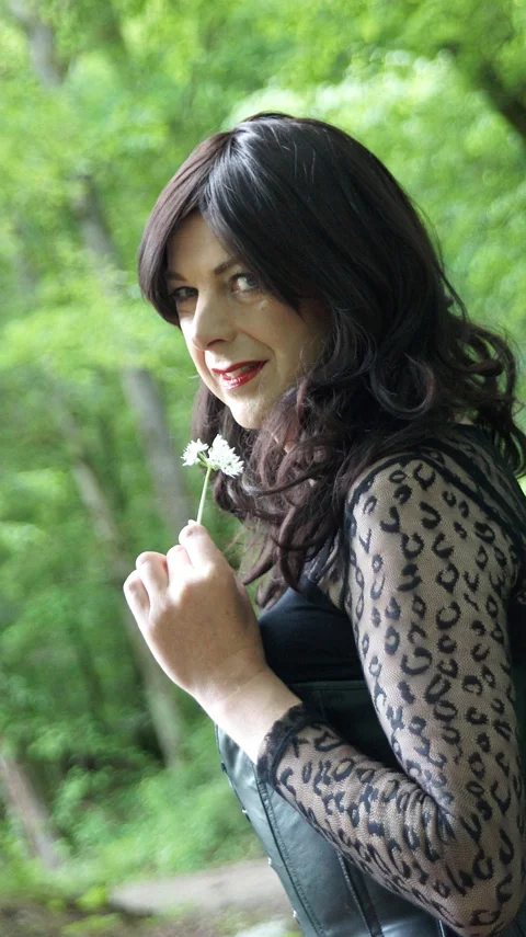 snow white, forest, flower, corset