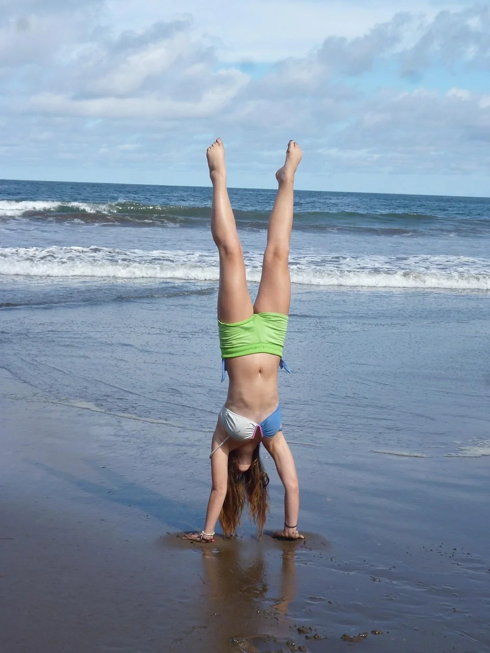 girl, handstand, beach, back