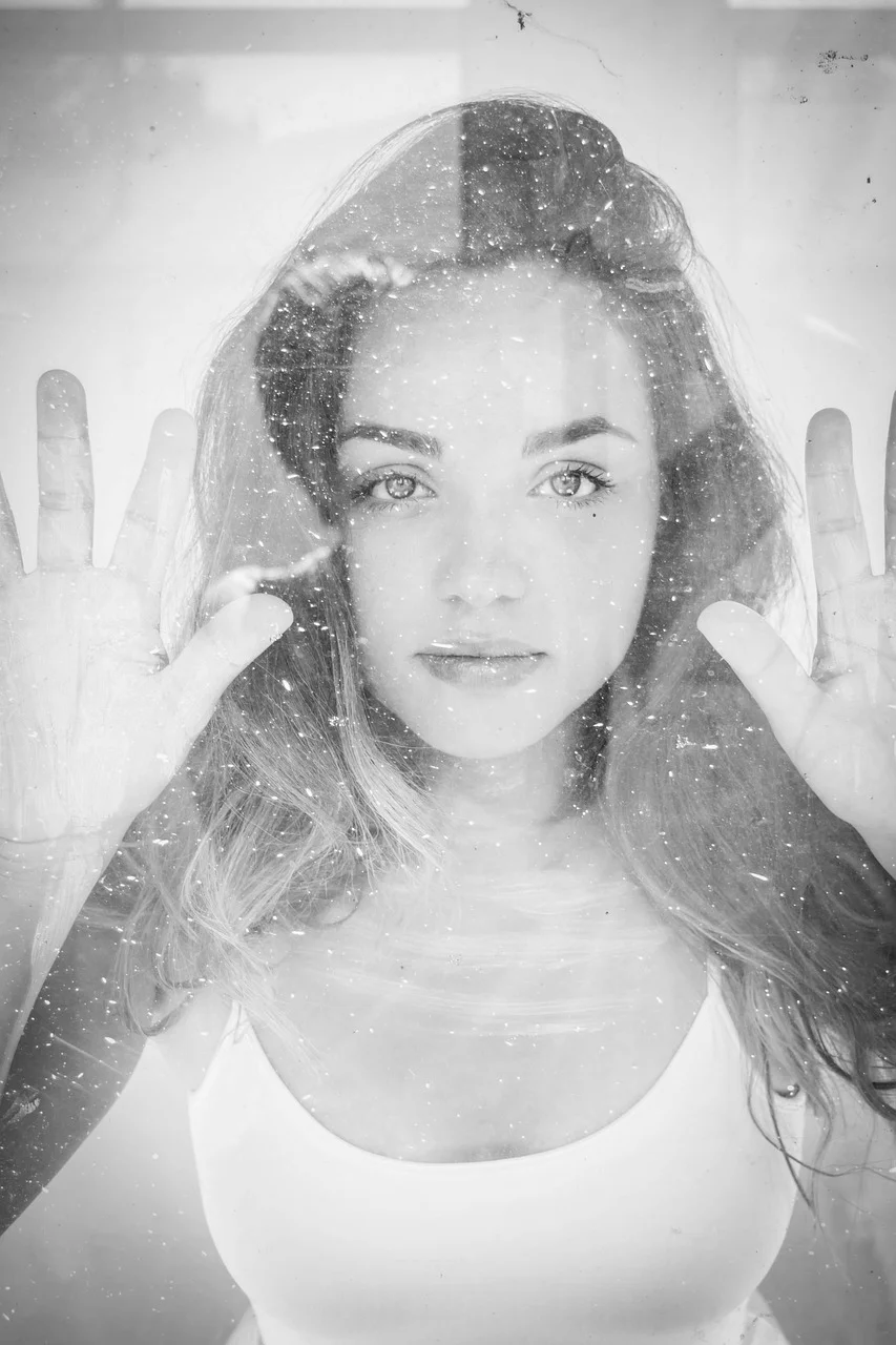 woman, gorgeous, black, white