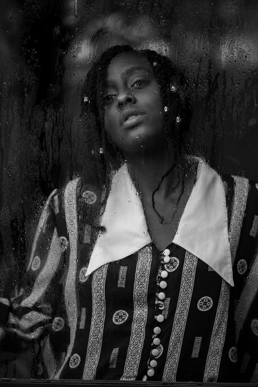beautiful woman, black and white, woman, portrait
