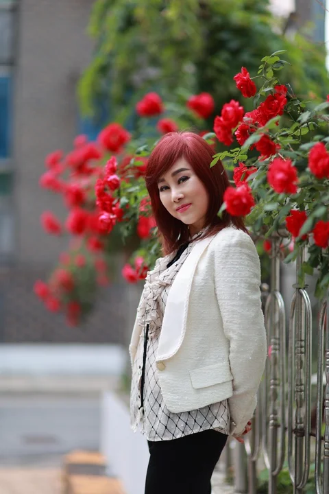 女性, 韓國人, 戶外, 花朵
