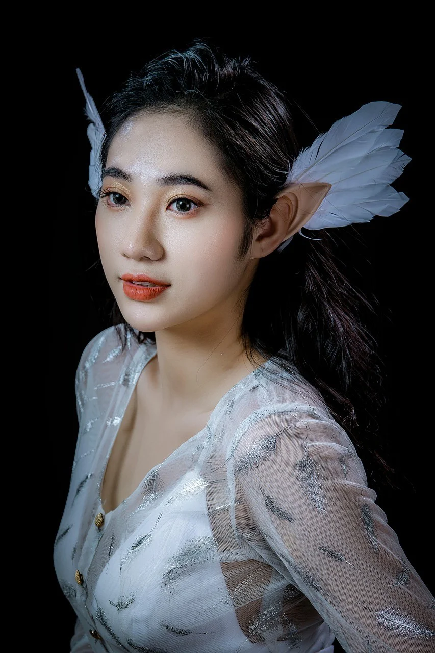 woman, elf, elf costume, vietnamese woman