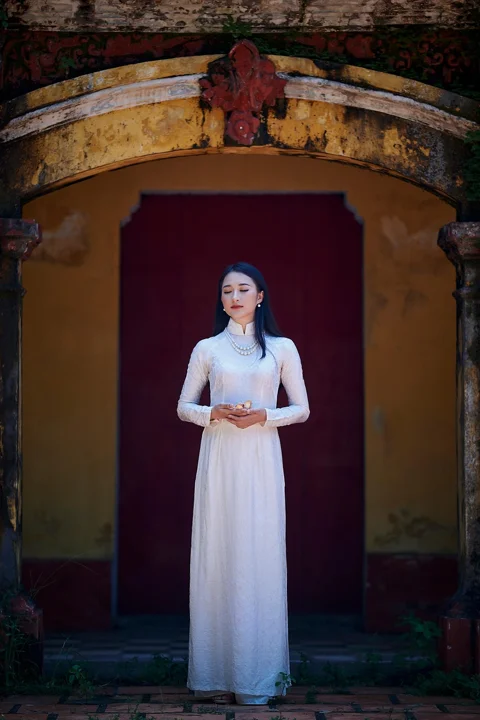 woman, portrait, ao dai, white dress