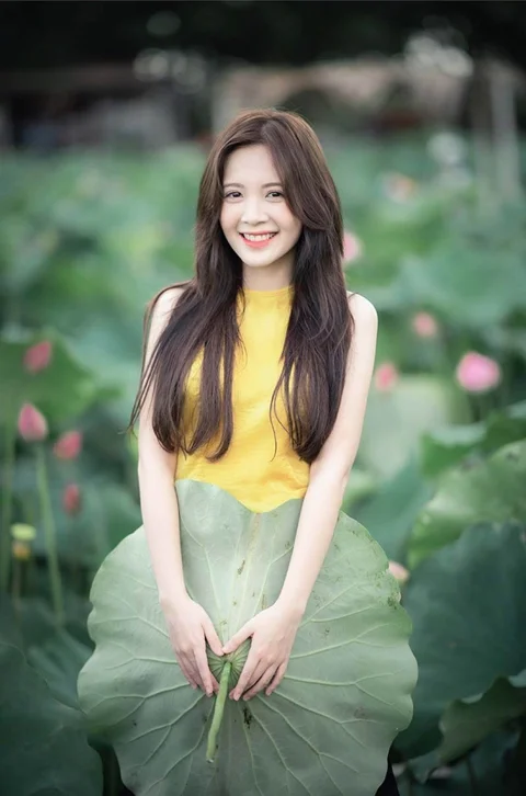 beauty, woman, lotus leaf, smile