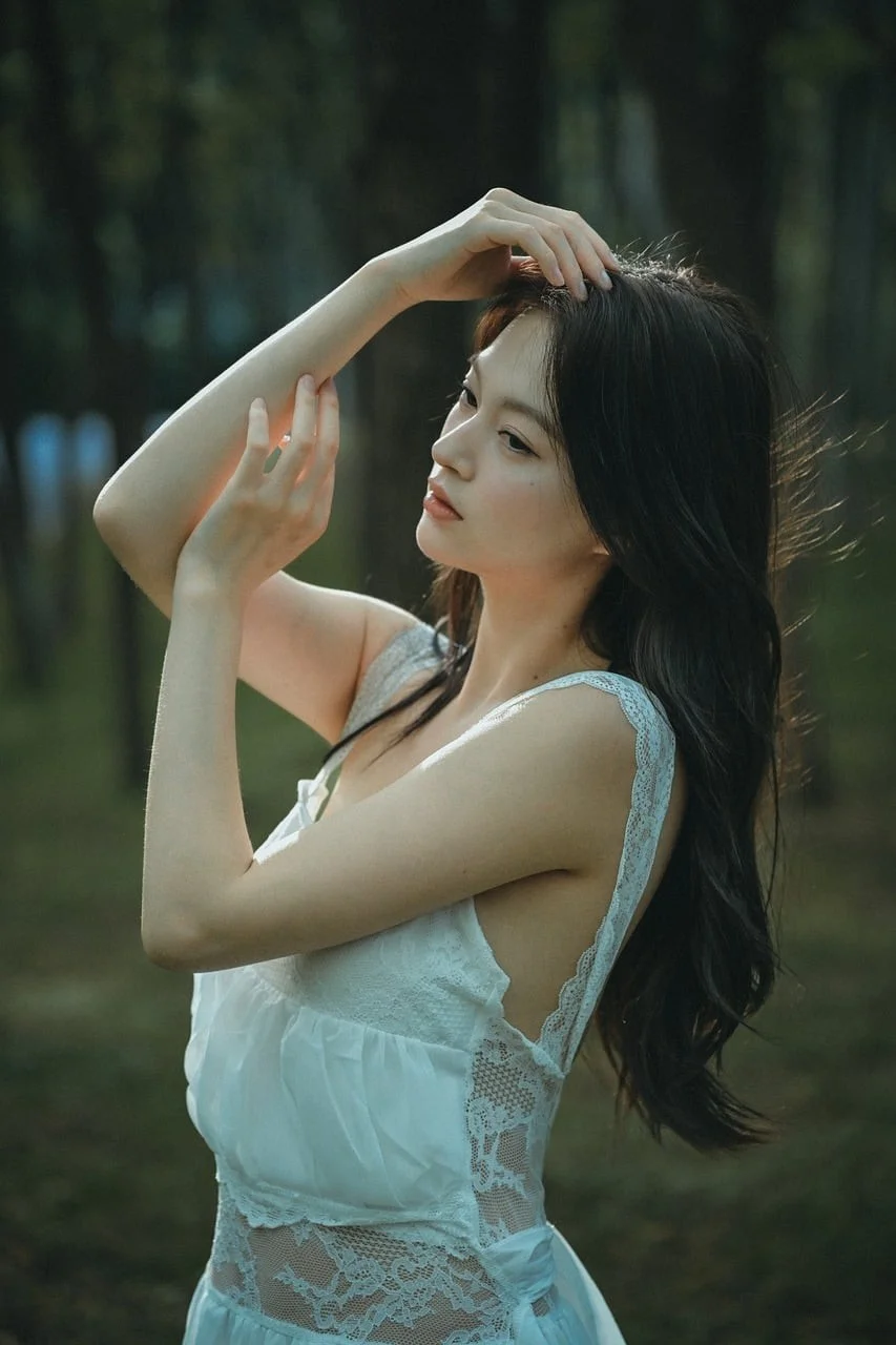 女人，自然，森林，姿势