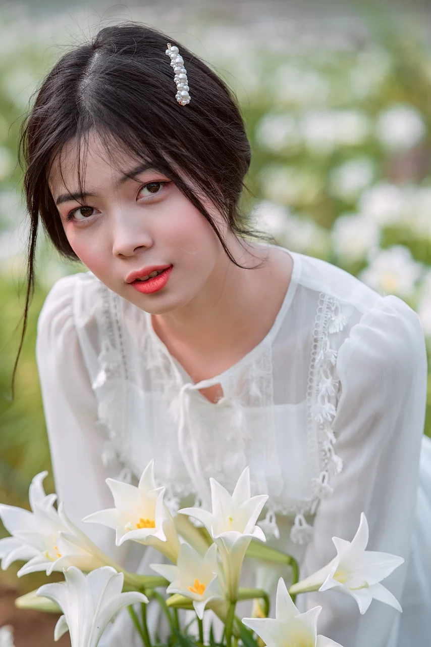 女人，美丽，户外，鲜花