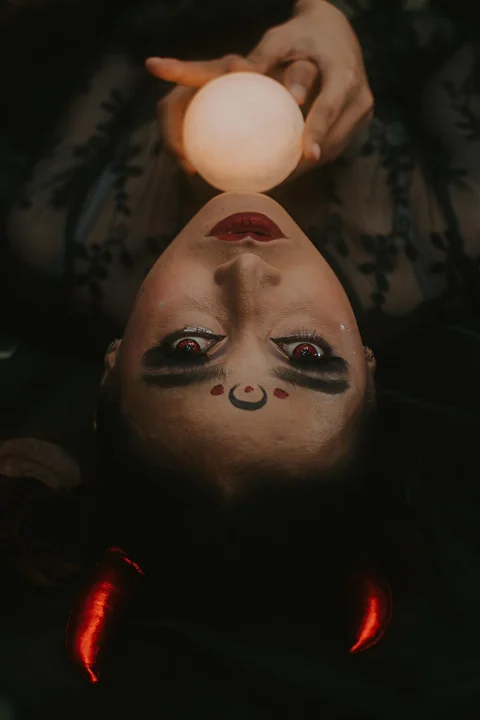 AI生成、女性、悪魔、魔女
