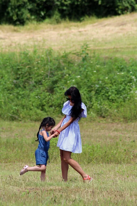 field, young woman, woman, people