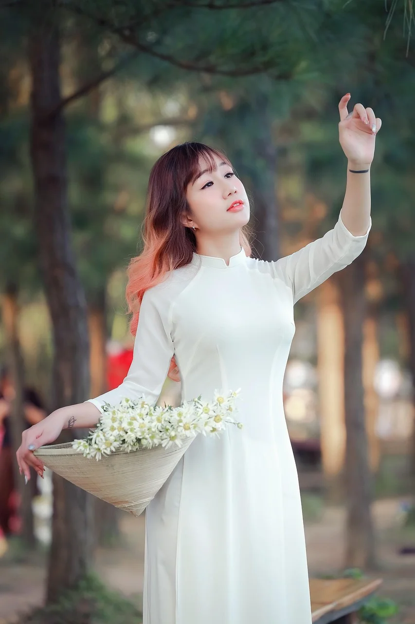 소녀, 아오자이, 초상, 원뿔형 모자