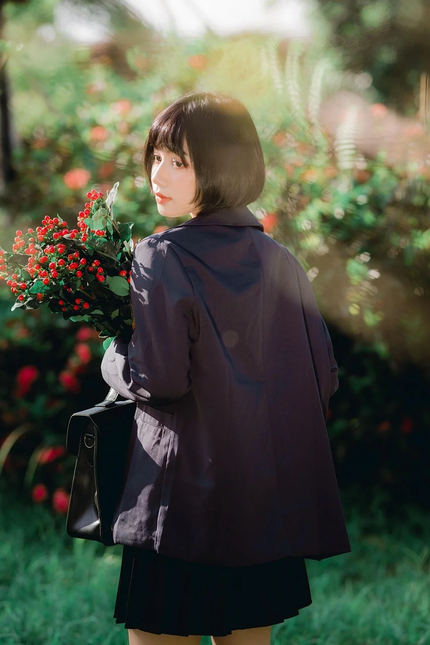 vietnamese woman, outdoors, fashion, woman