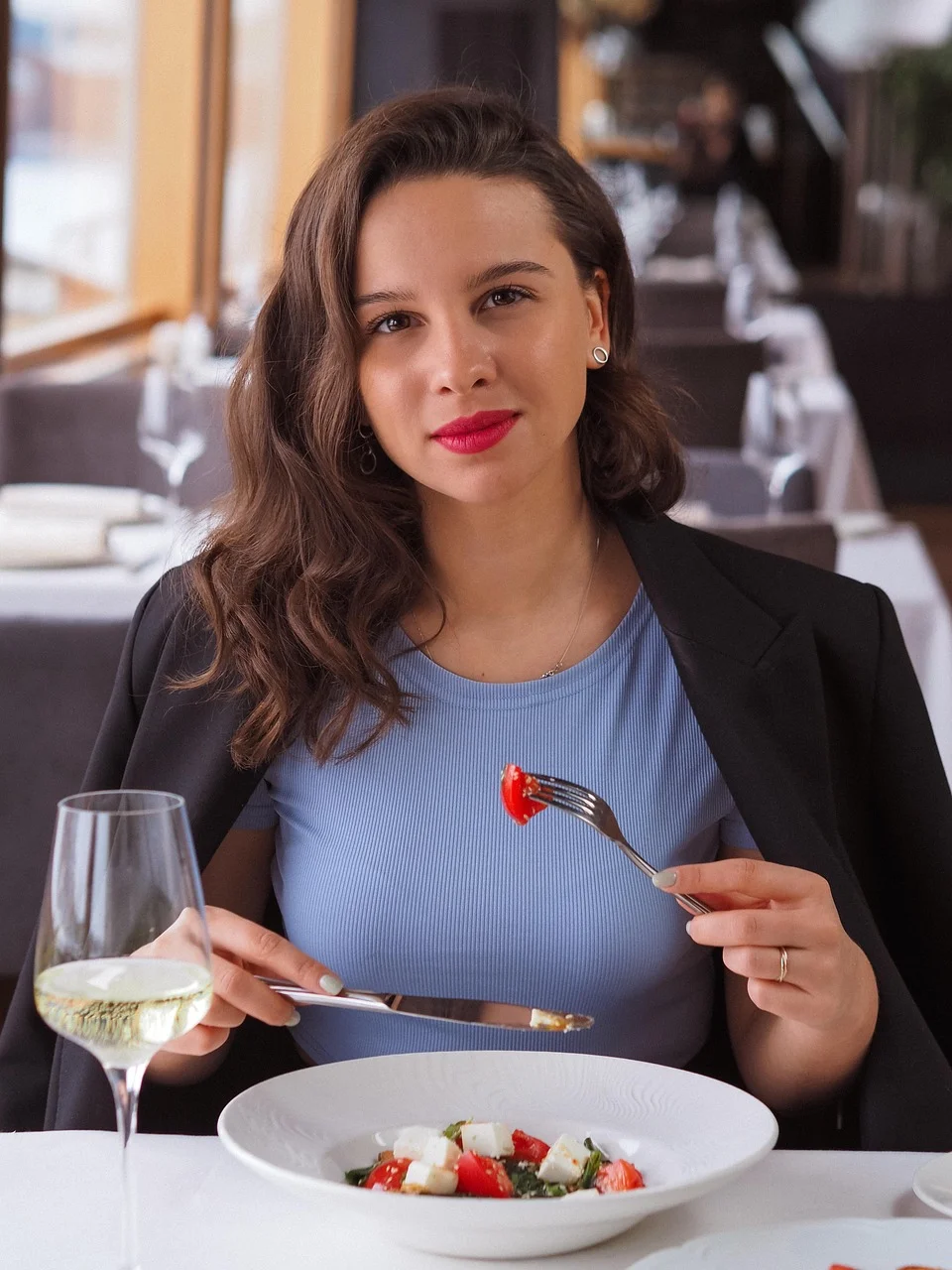woman, salad, restaurant, dining