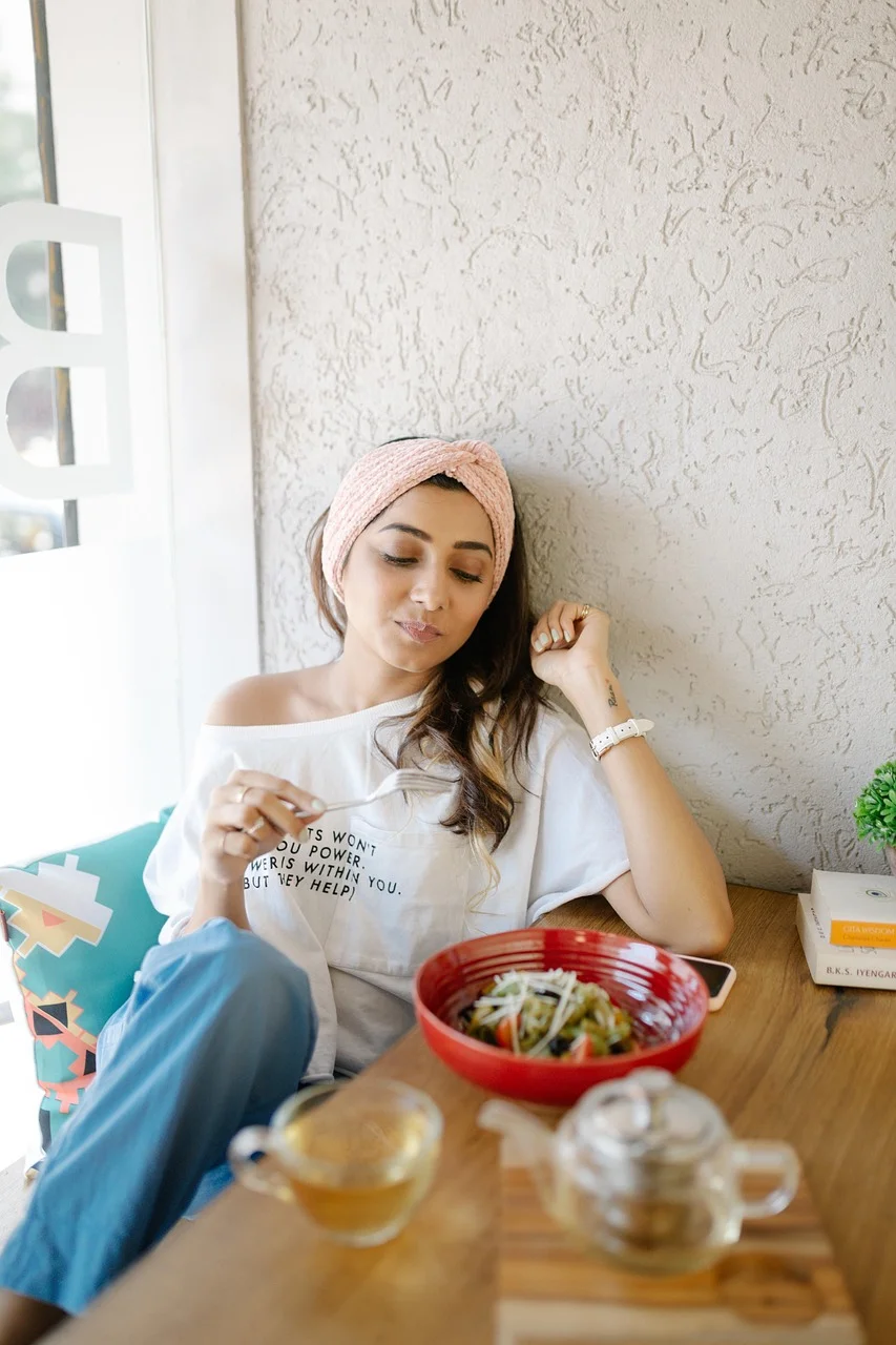 woman, eating, food, meal