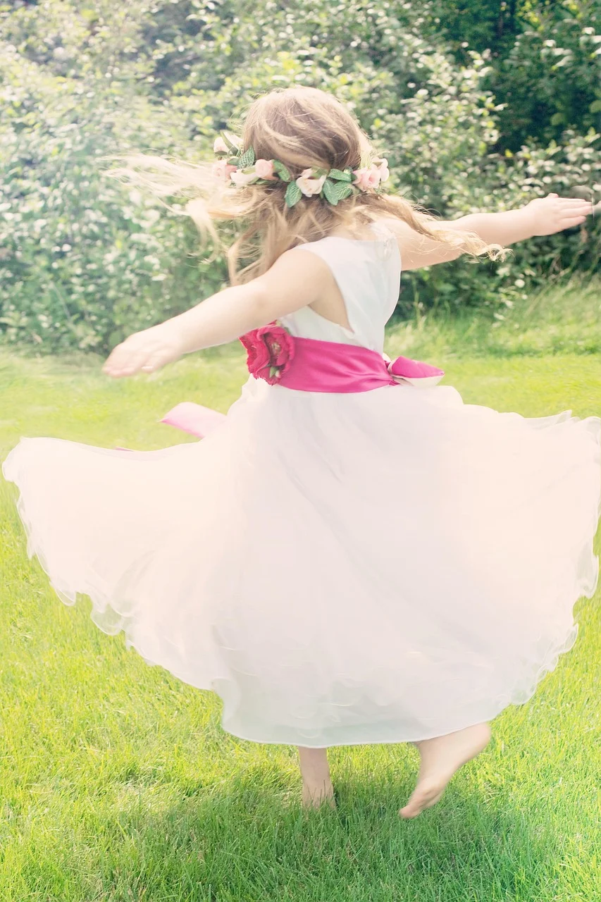 dancing girl, twirling, dance, twirl