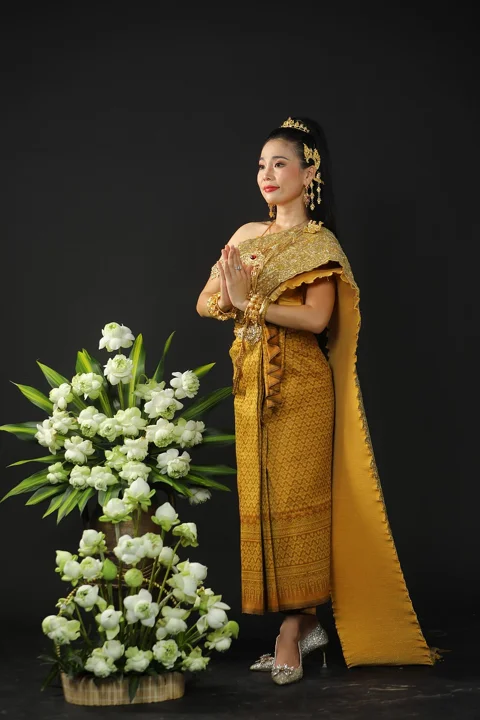 woman, asian, traditional costume, model