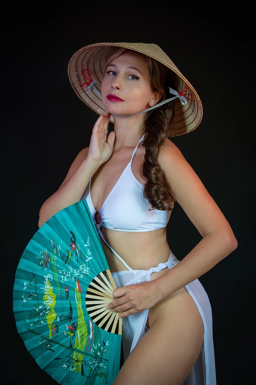 女人、泳裝、斗笠、風格