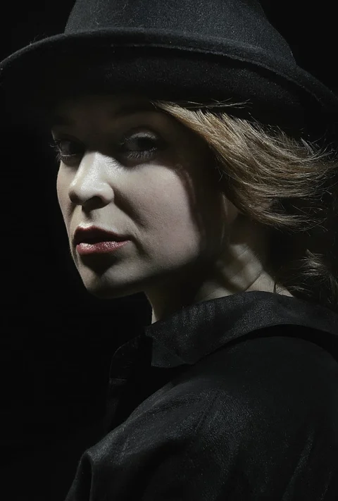 woman, hat, portrait, dark