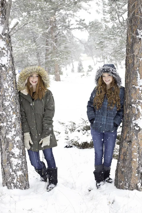 sisters, redheads, winter, snowing