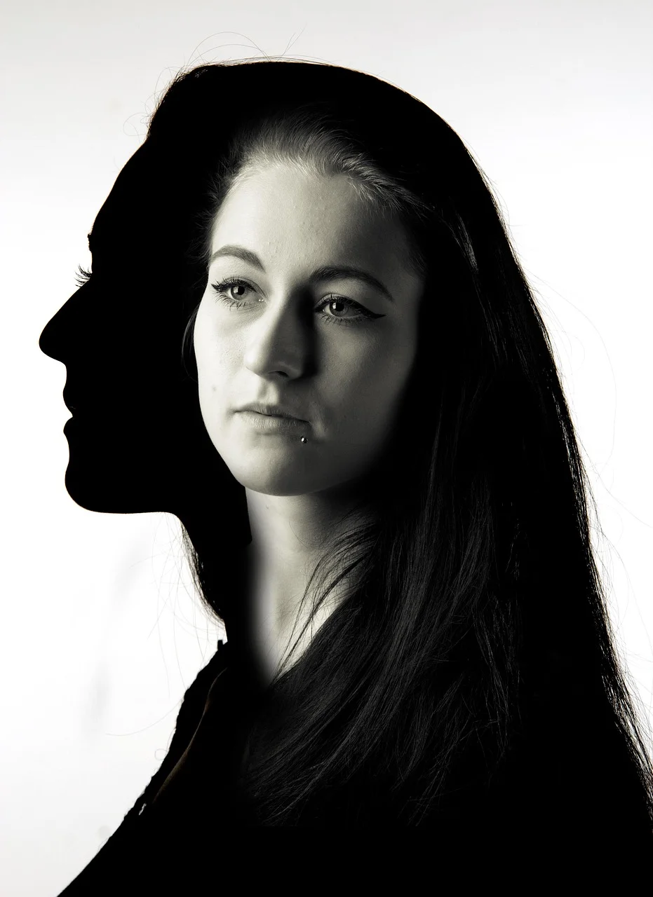 silhouette, black, white, woman