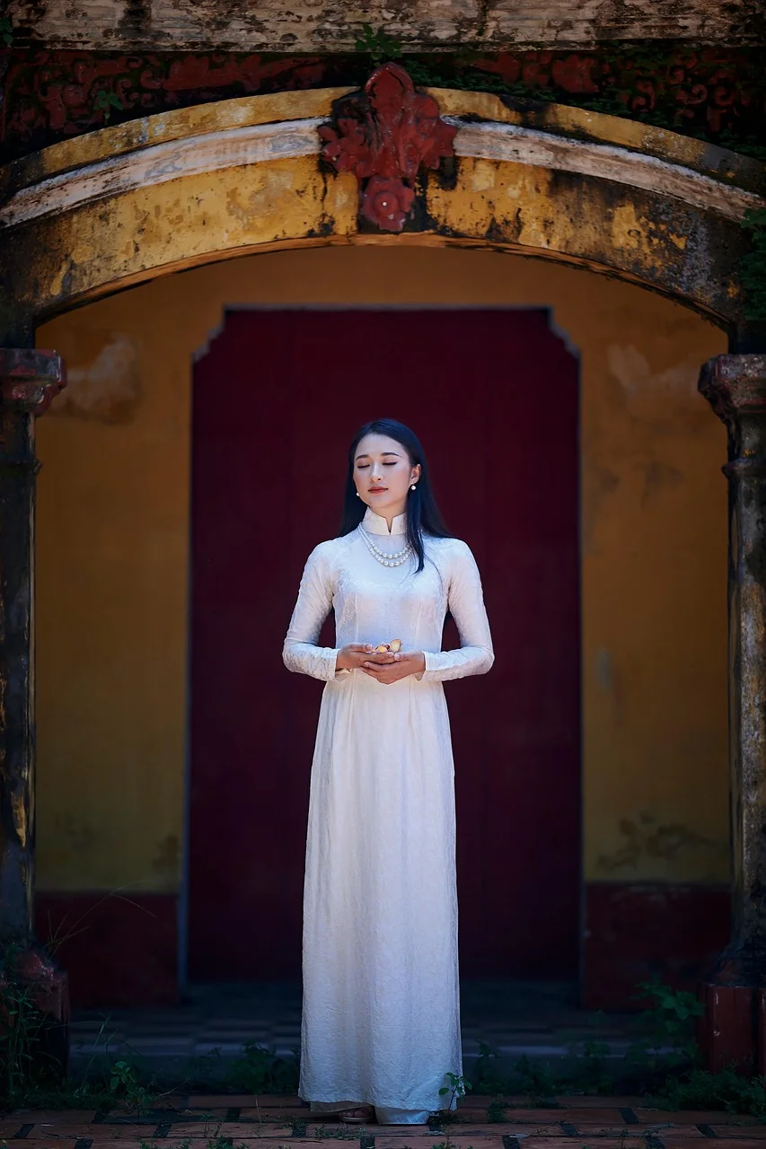 woman, portrait, ao dai, white dress