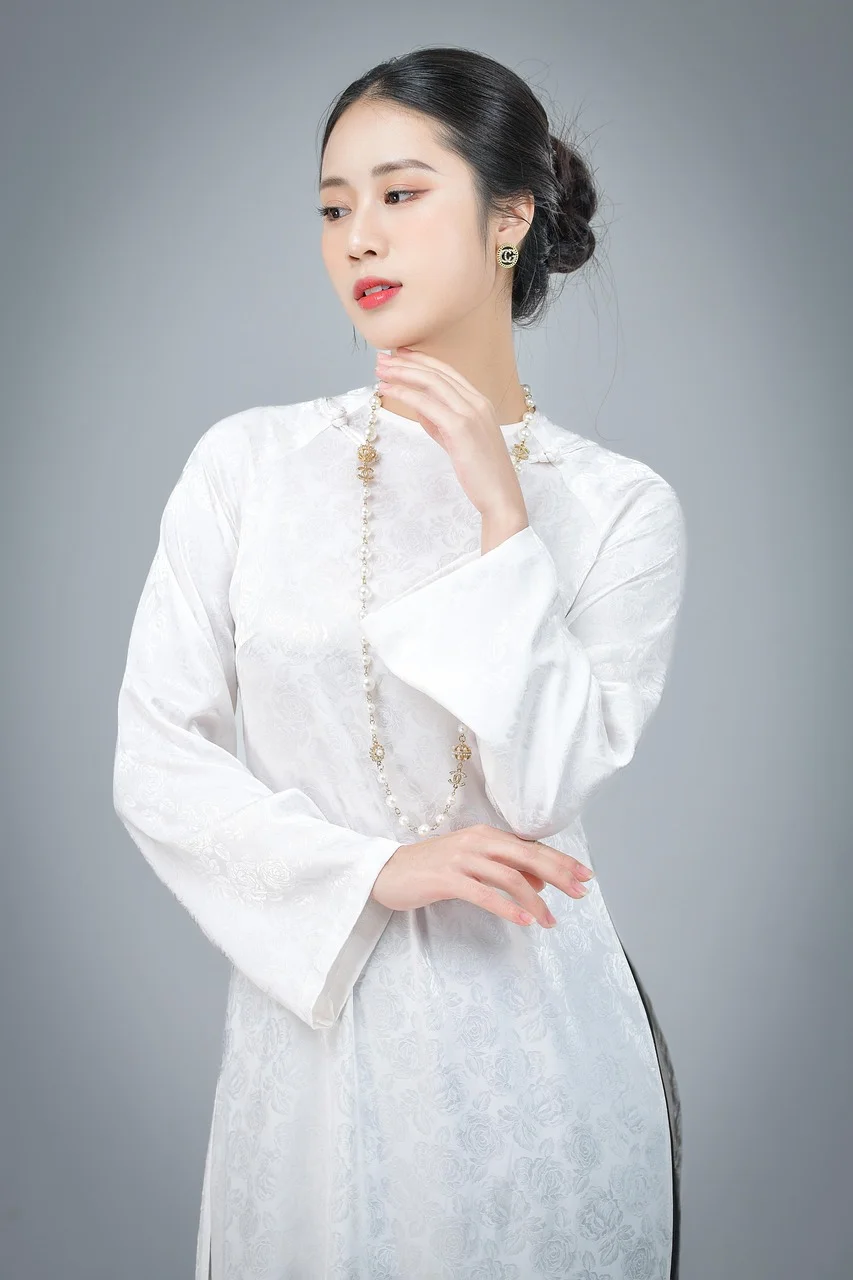 漂亮女孩，年轻女孩，越南女子，传统服饰