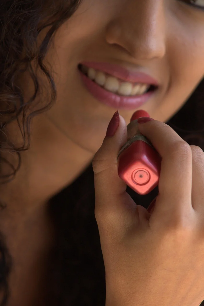 lipstick, lipgloss, make-up, girl