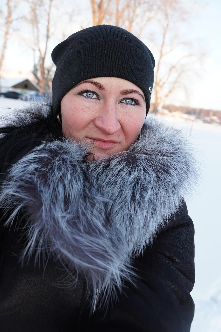brunette, woman, young woman, winter
