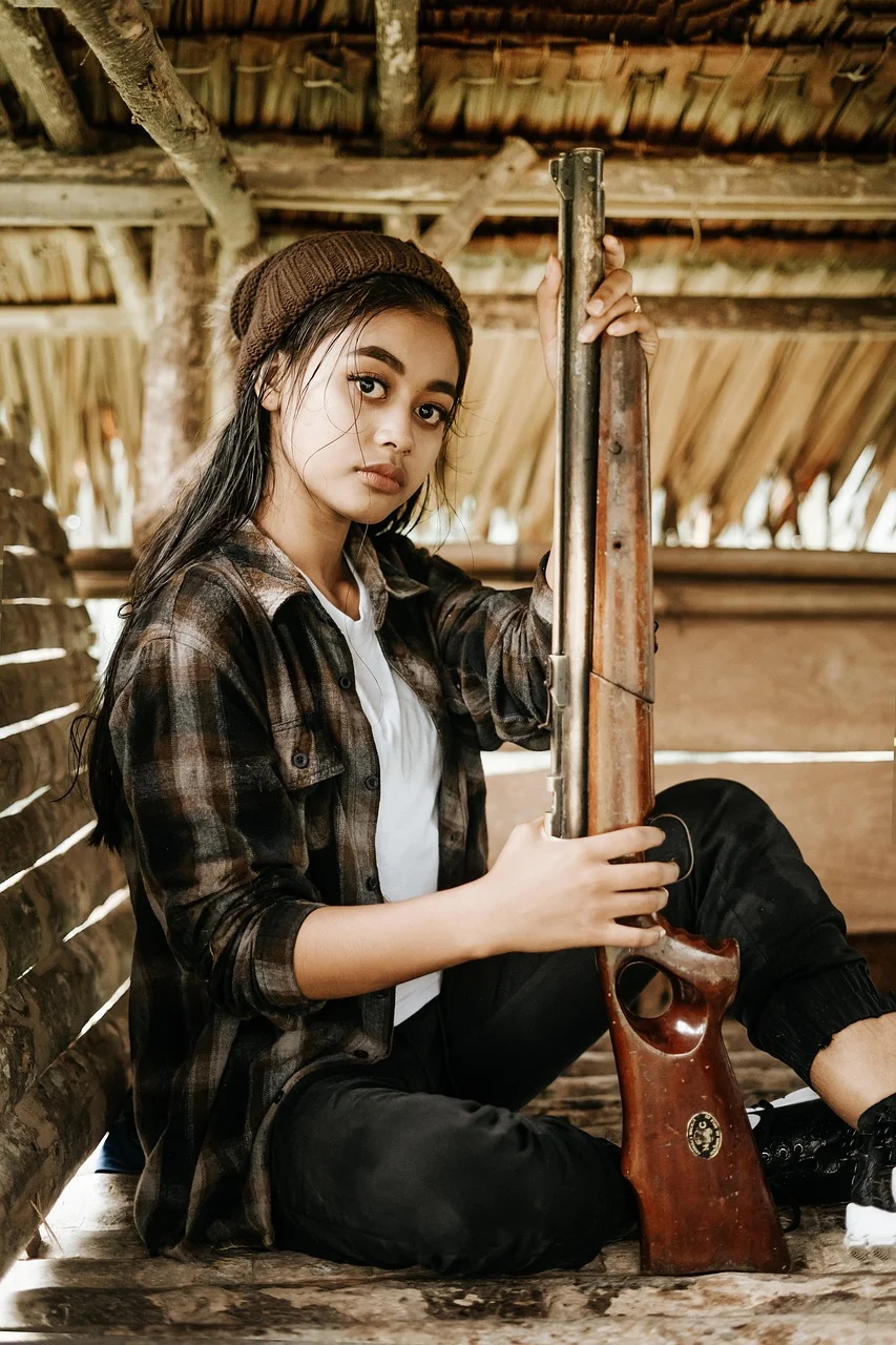 woman, model, beanie, rifle
