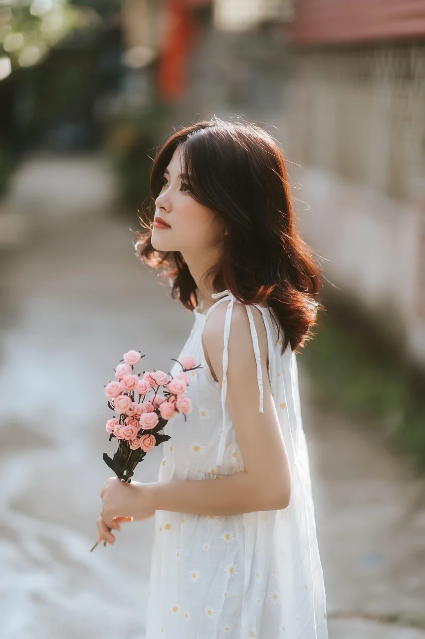vietnamese woman, flowers, portrait, outdoors