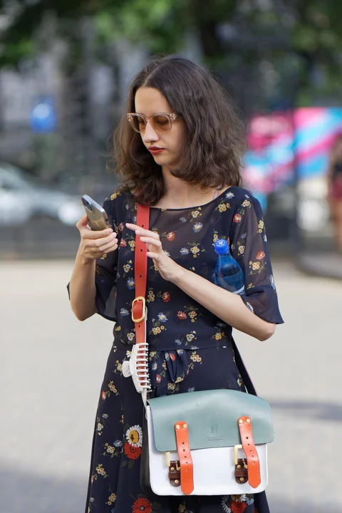 女人, 智慧型手機, 戶外, 時尚