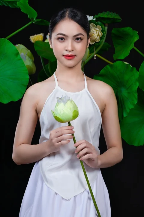 asian woman, portrait, hanoi, woman