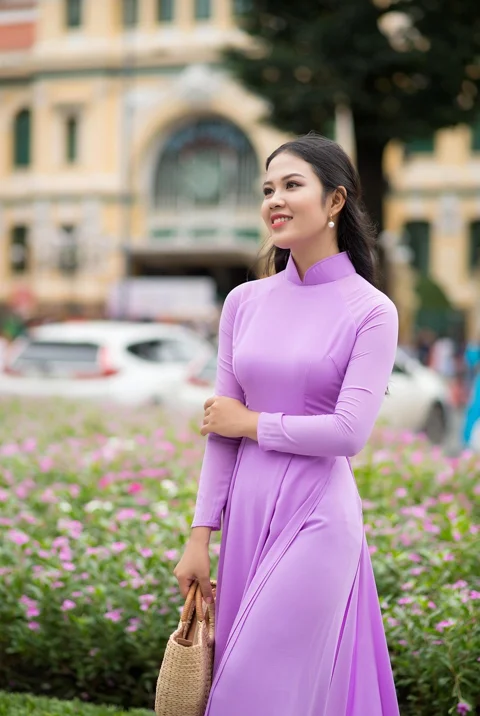lê thị kim châu, chau le, ao dai, traditional