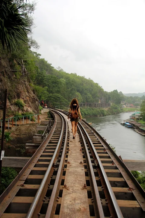 adventure, vias, railway, platform
