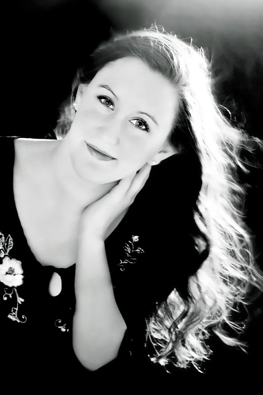glamour, beautiful woman, black and white, model