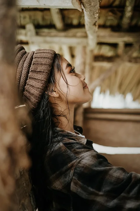 woman, model, young, beanie