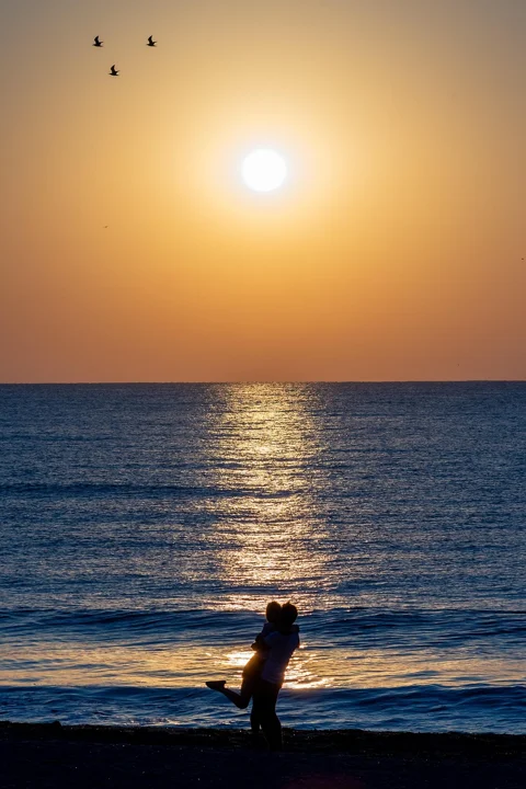 海滩，情侣，爱，日出
