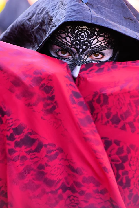 woman, mask, red, black