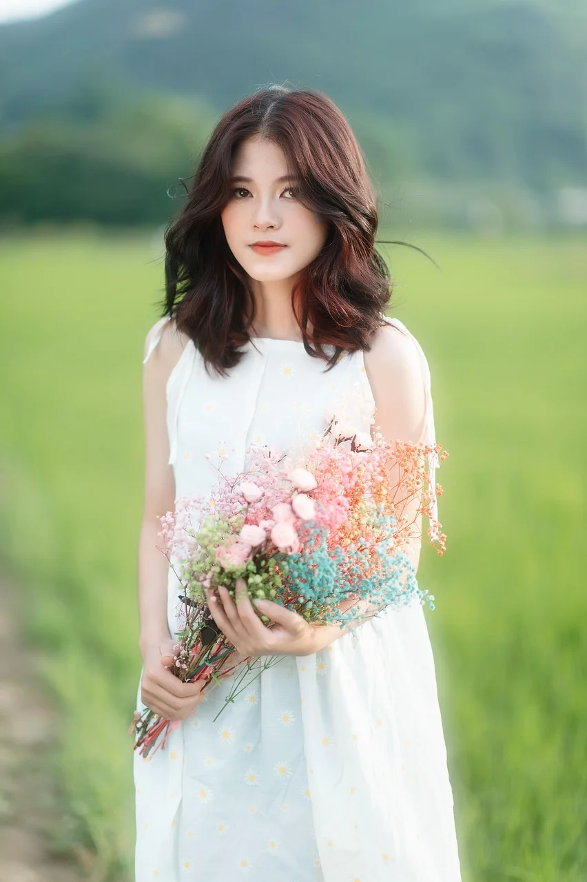 vietnamese woman, flowers, portrait, outdoors