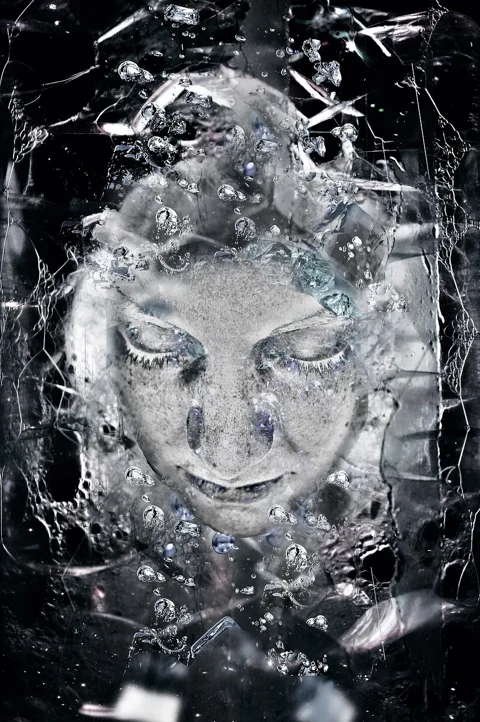 face, woman, underwater, bubbles
